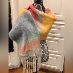 Lauren Conrad Acrylic ( looks like boiled wool) wrap/scarf